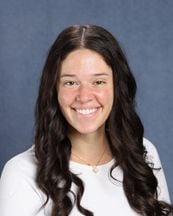 Portrait of a brunette woman smiling